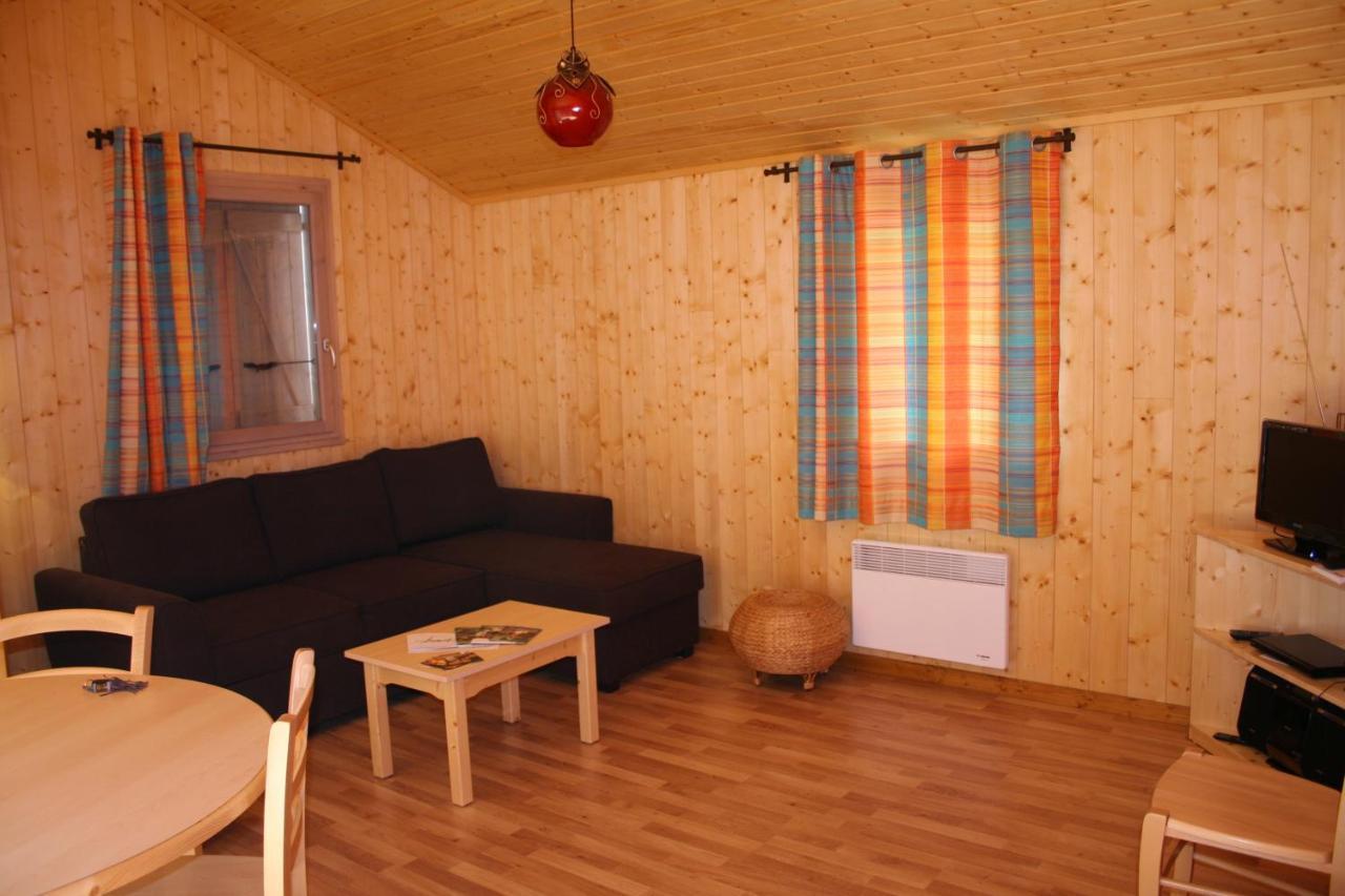 Chalets De Tremontagne 3 Etoiles Nanchez Buitenkant foto